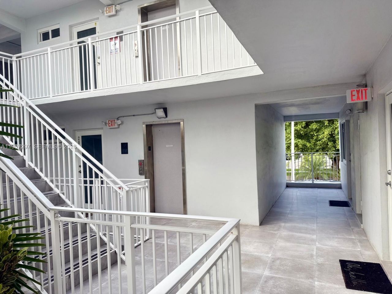 2430 NE 135th St, Unit 203, North Miami, FL 33181 Photo