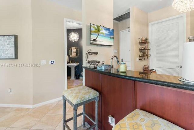 403 S Sapodilla Ave, Unit 104, West Palm Beach, FL 33401 Photo