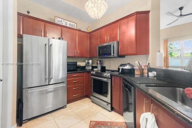403 S Sapodilla Ave, Unit 104, West Palm Beach, FL 33401 Photo
