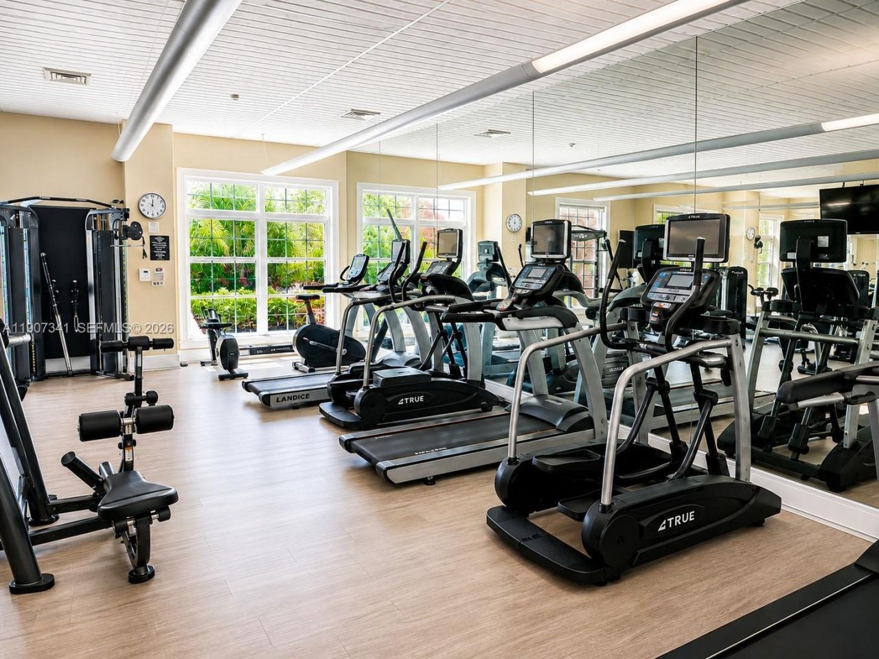 403 S Sapodilla Ave, Unit 104, West Palm Beach, FL 33401 Photo