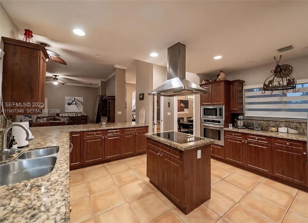 20805 SW 242nd St, Homestead, FL 33031 Photo