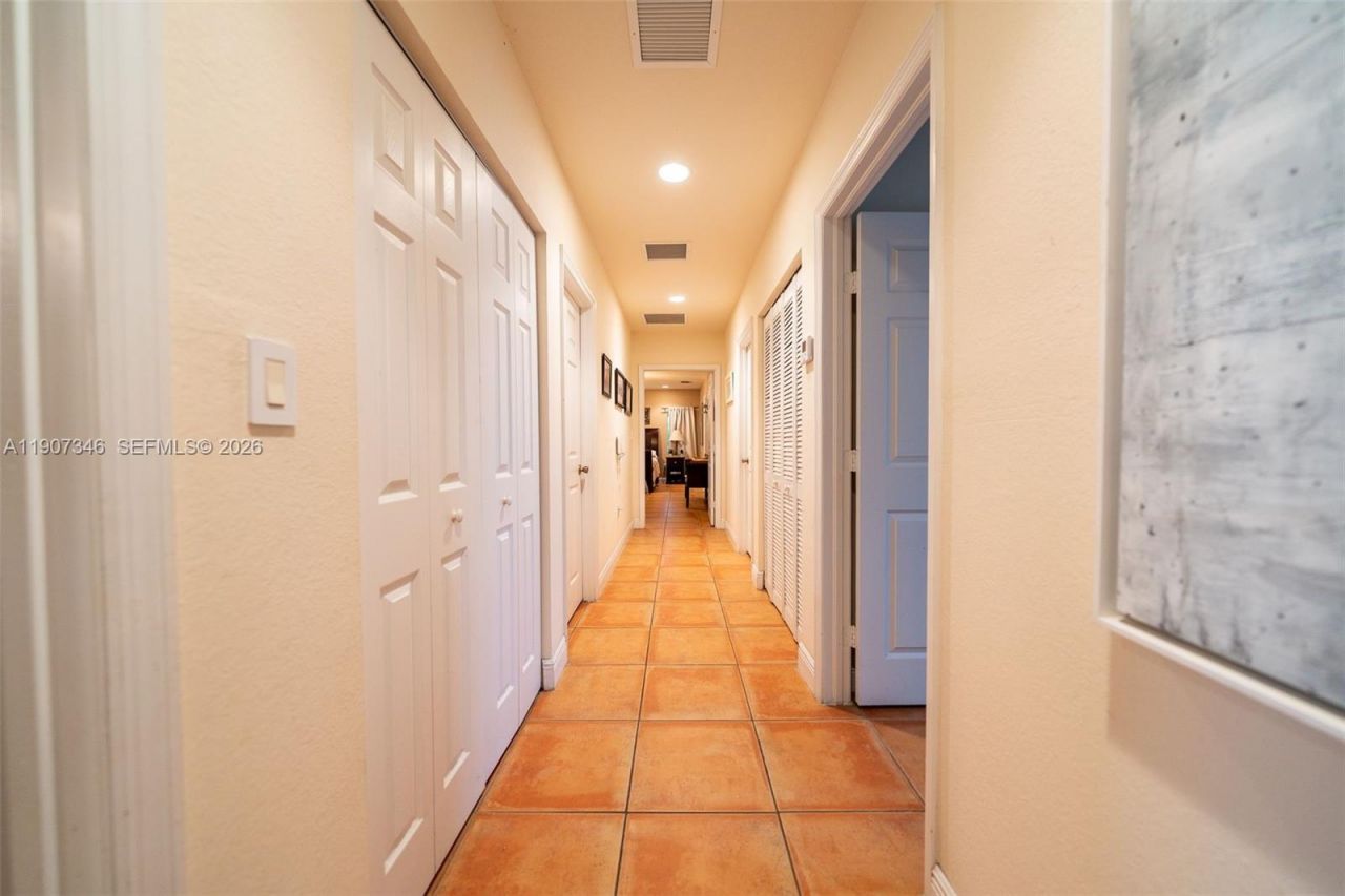 20805 SW 242nd St, Homestead, FL 33031 Photo