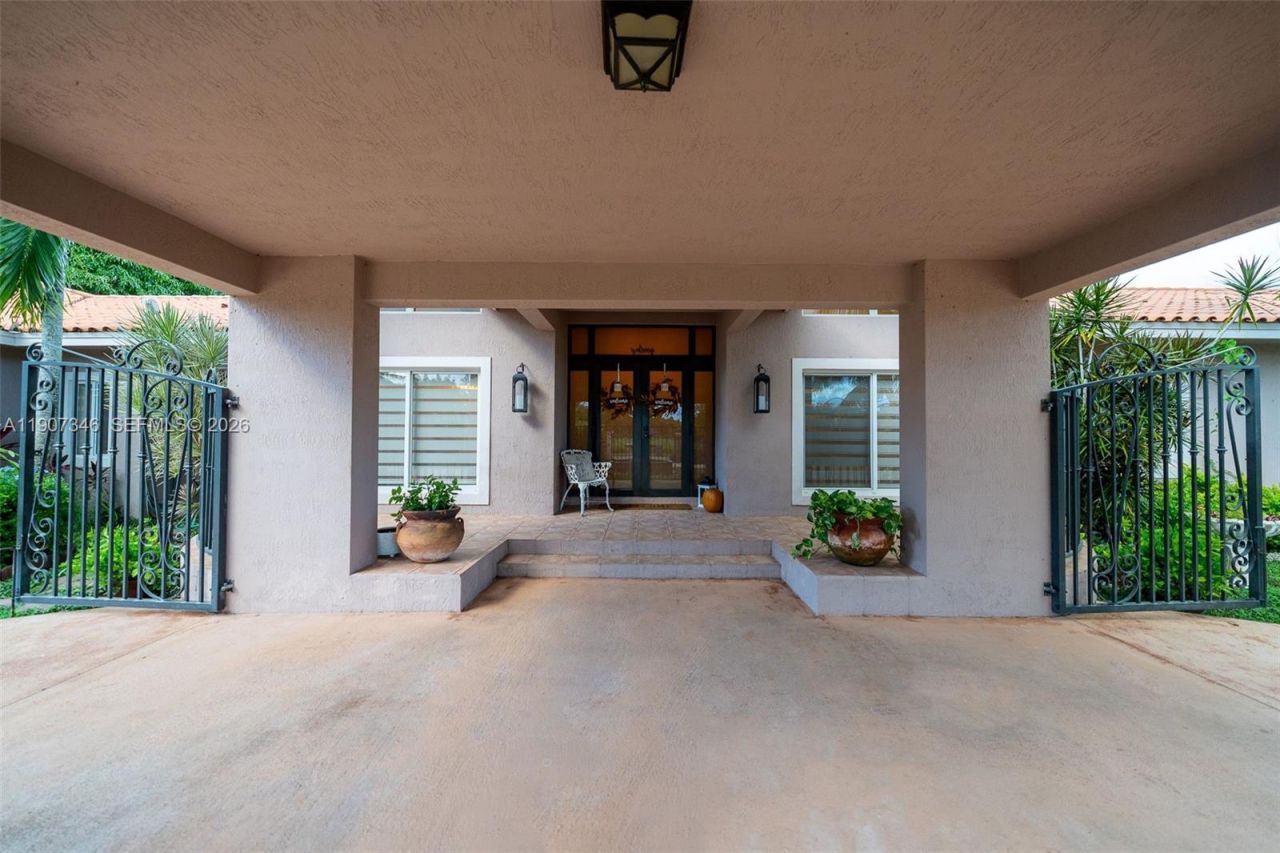 20805 SW 242nd St, Homestead, FL 33031 Photo