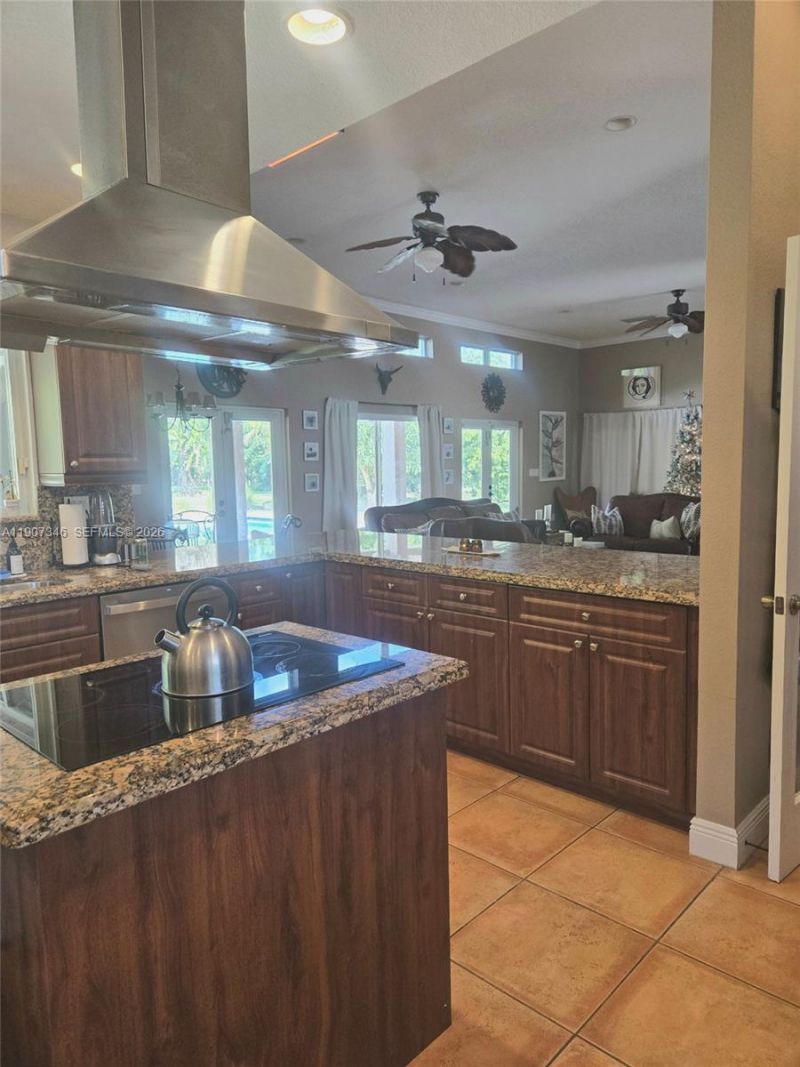 20805 SW 242nd St, Homestead, FL 33031 Photo