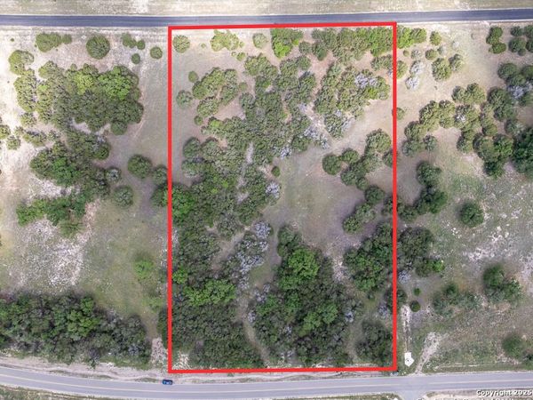 176 Vaquero, Boerne, TX 78006