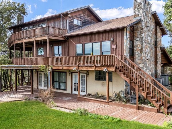 642 Lakebreeze, Canyon Lake, TX 78133