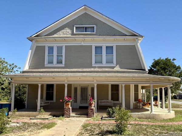 323 S 6th, Kenedy, TX 78119