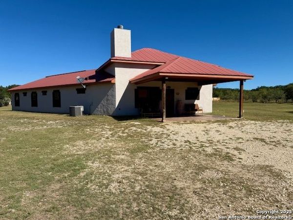584 Tierra Linda, ConCan, TX 78838