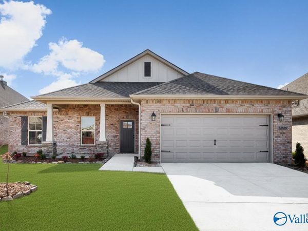 24098 Quints Drive, Athens, AL 35613