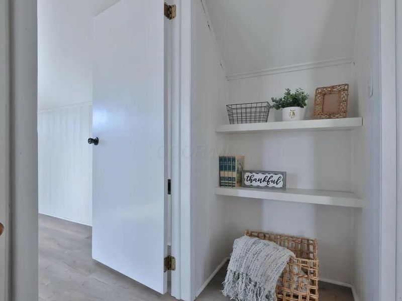 2424 Holt Avenue, Columbus, OH 43219 Photo 13