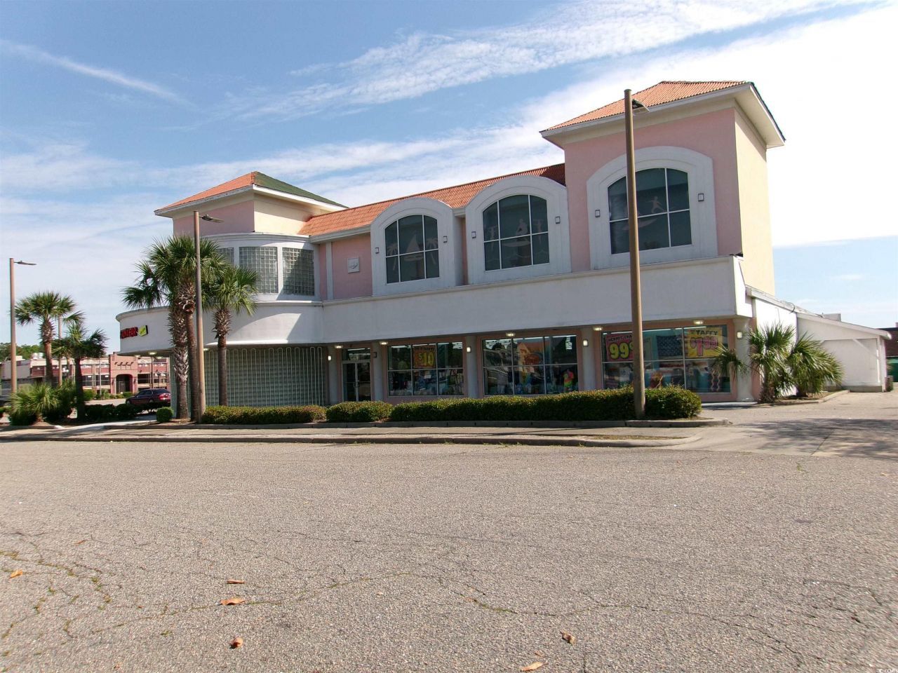 1900 N Kings Hwy. Photo 5