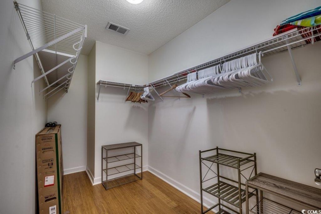 412 Wellman Ct. Photo 20