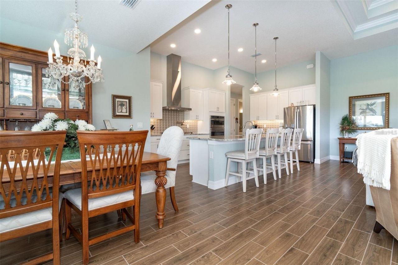 592 Boundary Boulevard, Rotonda West, FL 33947 Photo