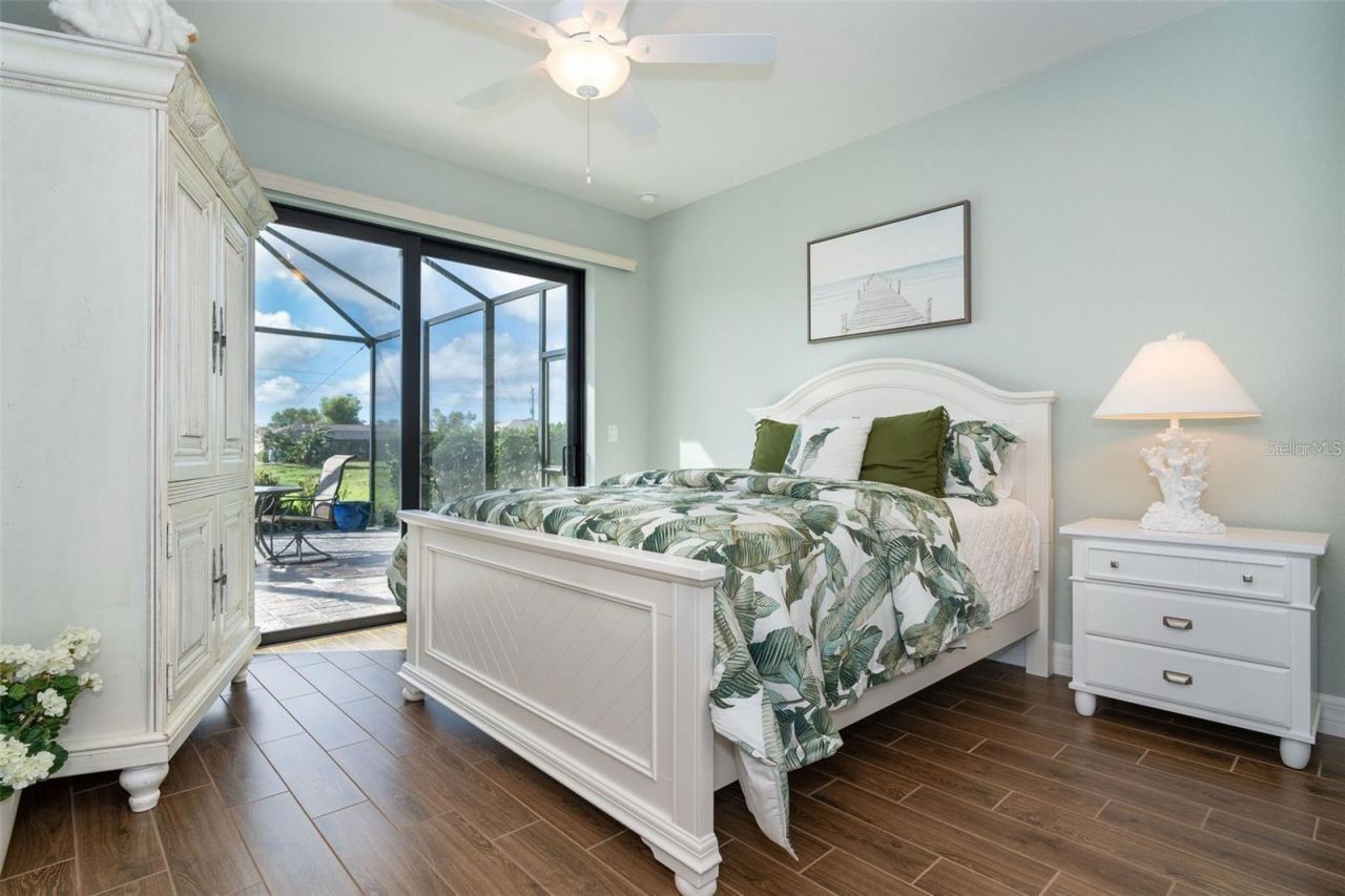 592 Boundary Boulevard, Rotonda West, FL 33947 Photo