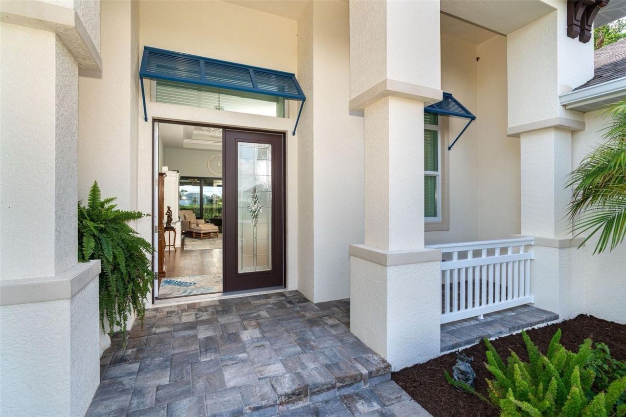 592 Boundary Boulevard, Rotonda West, FL 33947 Photo