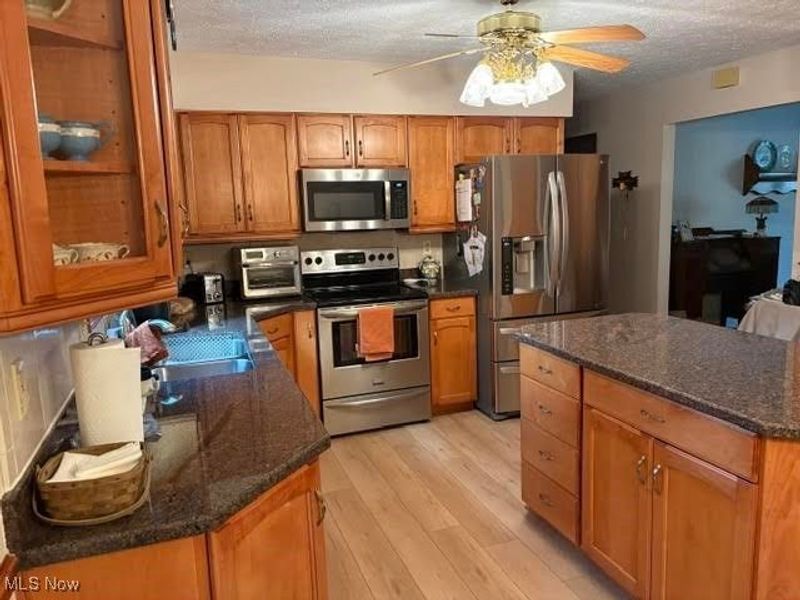 6712 Candy Lane, Vermilion, OH 44089 Photo 10