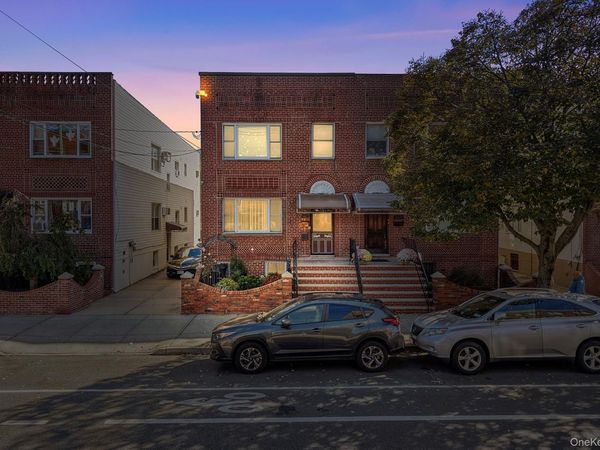 6613 10th Avenue, Brooklyn, NY 11219