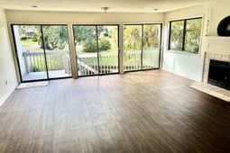 31 Battery White Ct. photo 4