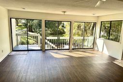 31 Battery White Ct. photo 4