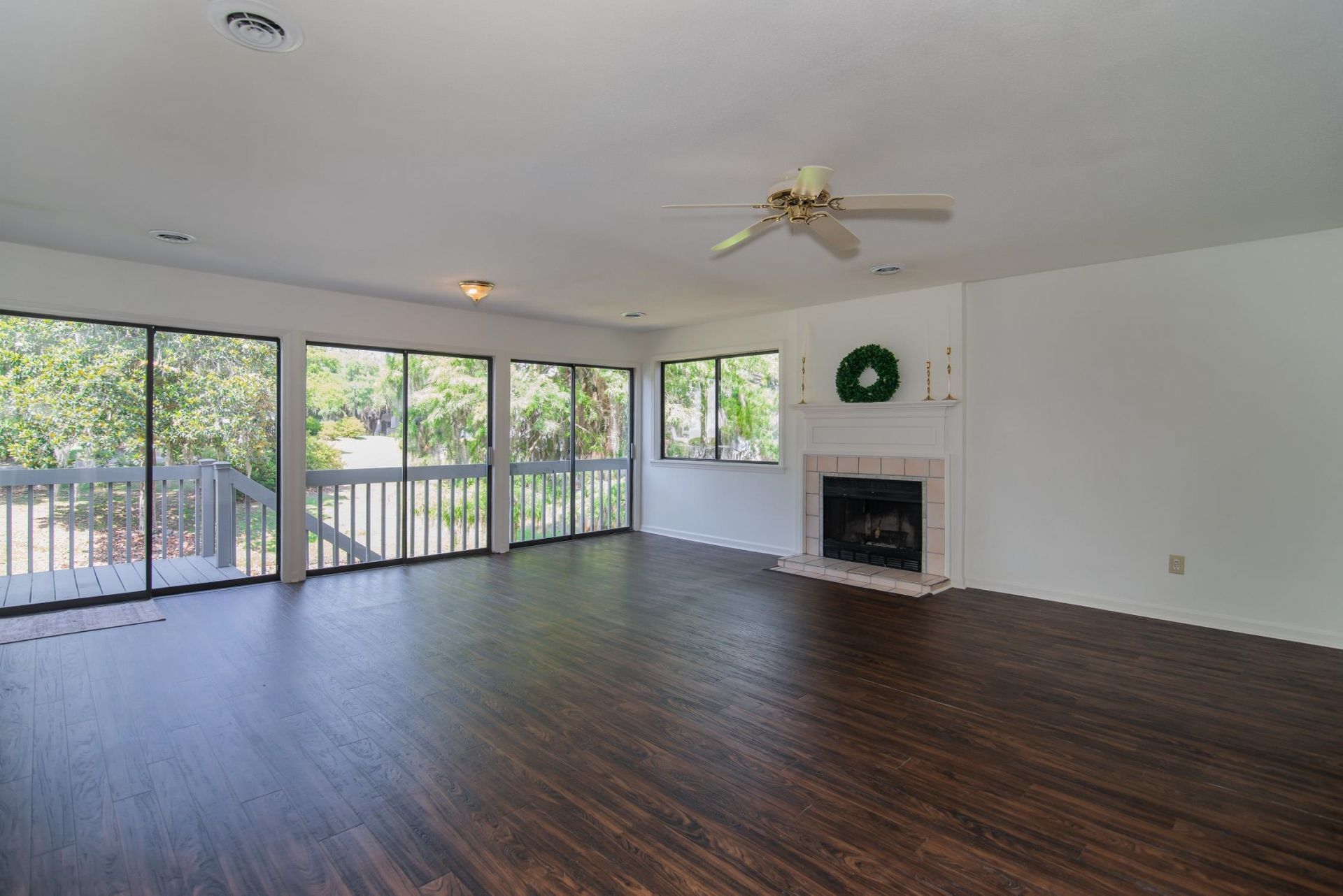 31 Battery White Ct. Photo 5