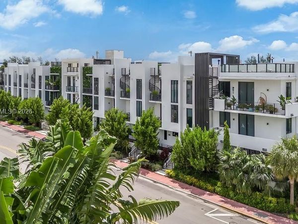 1030 15th St, Unit 201, Miami Beach, FL 33139