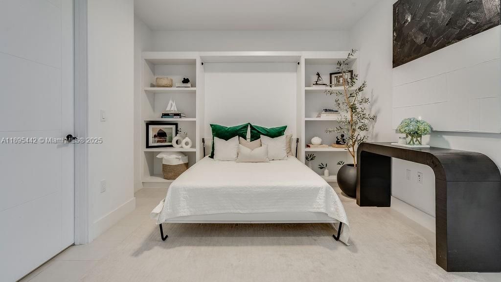 1030 15th St, Unit 201, Miami Beach, FL 33139 Photo