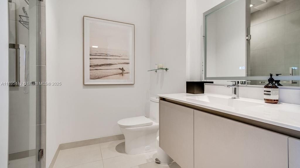 1030 15th St, Unit 201, Miami Beach, FL 33139 Photo