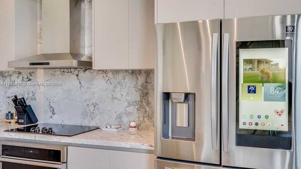 1030 15th St, Unit 201, Miami Beach, FL 33139 Photo