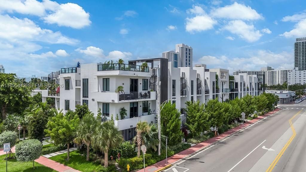 1030 15th St, Unit 201, Miami Beach, FL 33139 Photo