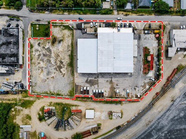 8600 NW 36th Ave, Miami, FL 33147