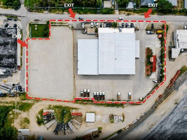 8600 NW 36th Ave, Miami, FL 33147