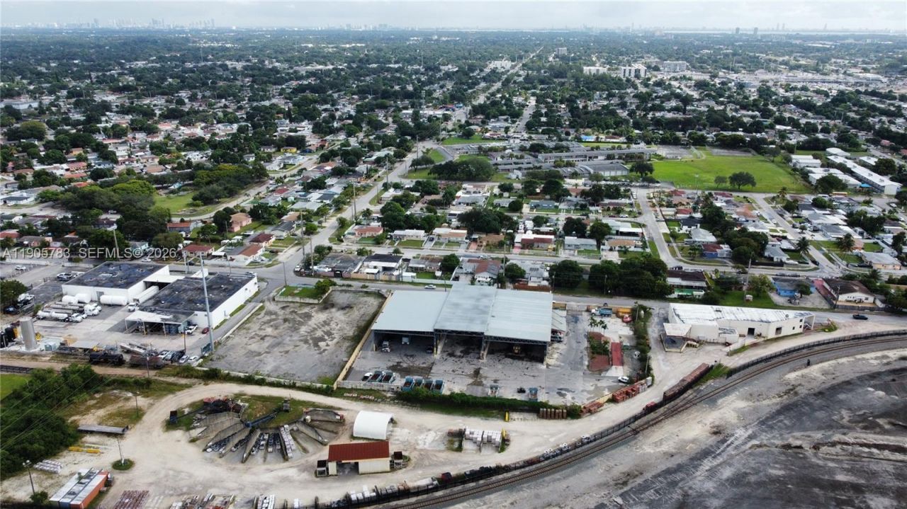 8600 NW 36th Ave, Miami, FL 33147 Photo