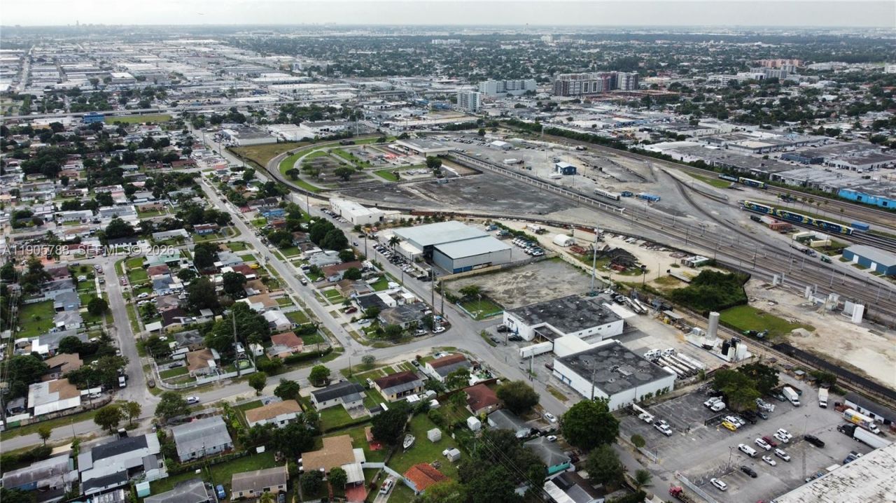 8600 NW 36th Ave, Miami, FL 33147 Photo