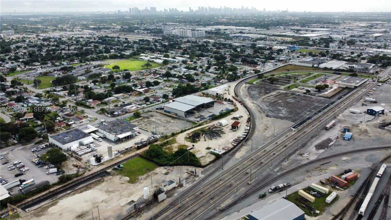 8600 NW 36th Ave, Miami, FL 33147 Photo