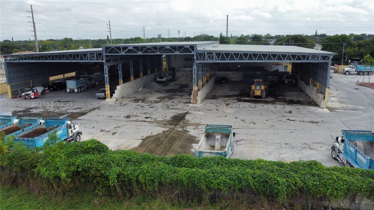 8600 NW 36th Ave, Miami, FL 33147 Photo