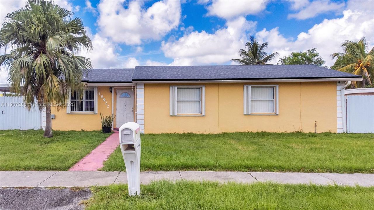 18922 SW 120th Ct, Miami, FL 33177 Photo