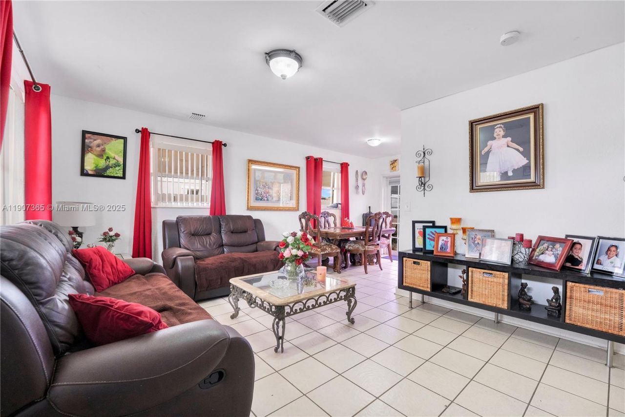 18922 SW 120th Ct, Miami, FL 33177 Photo