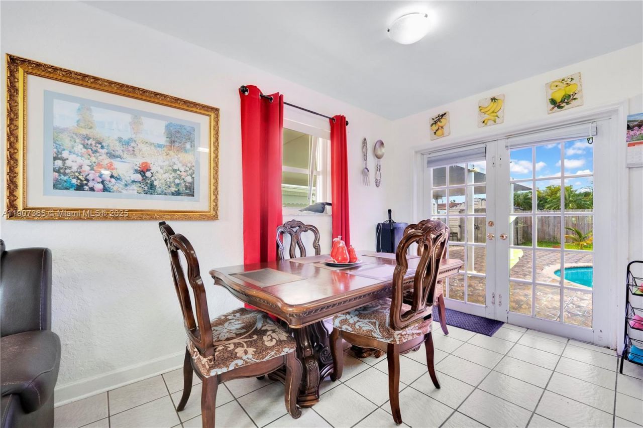 18922 SW 120th Ct, Miami, FL 33177 Photo