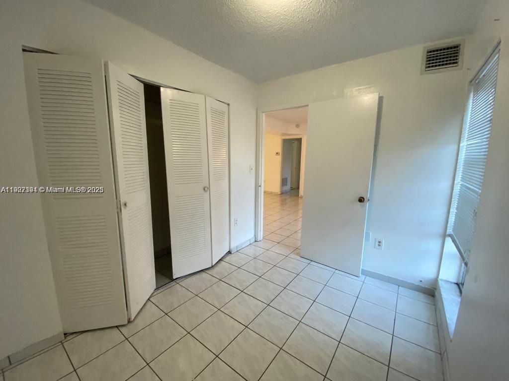 4803 NW 7th St, Unit 403-14, Miami, FL 33126 Photo
