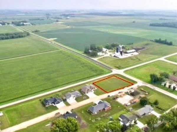 406 Vangsness Street, Adams, MN 55909