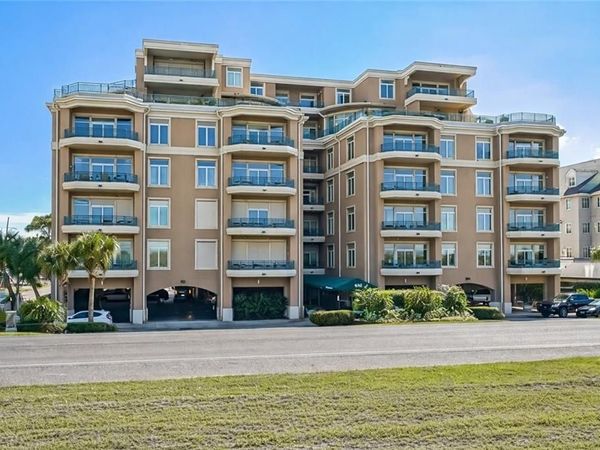 400 METAIRIE HAMMOND Highway, Unit 3D, Metairie, LA 70005