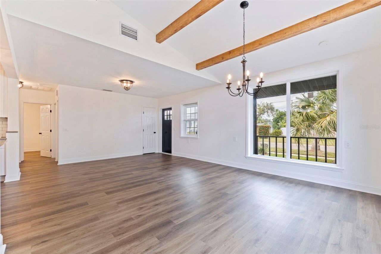 100 82nd Avenue N, Saint Petersburg, FL 33702 Photo