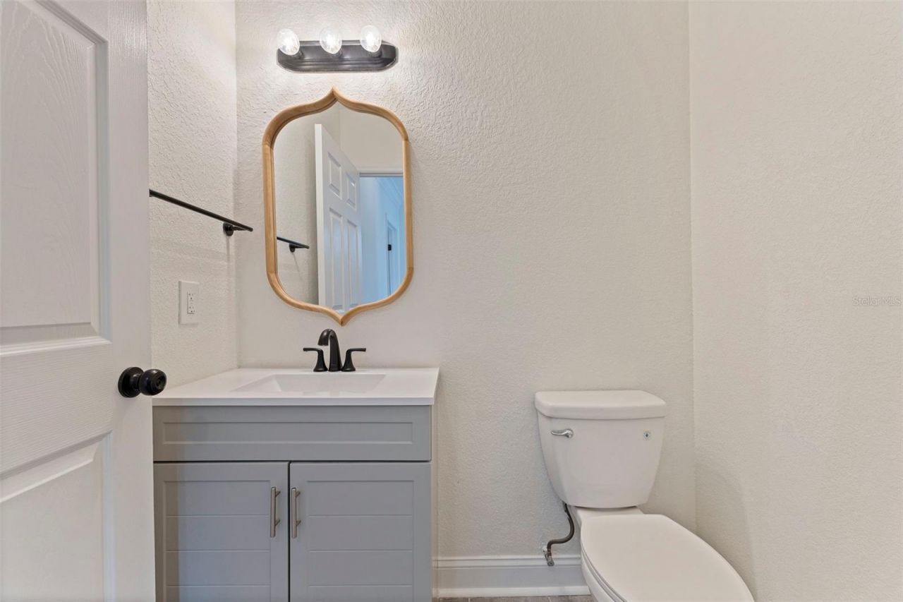 100 82nd Avenue N, Saint Petersburg, FL 33702 Photo