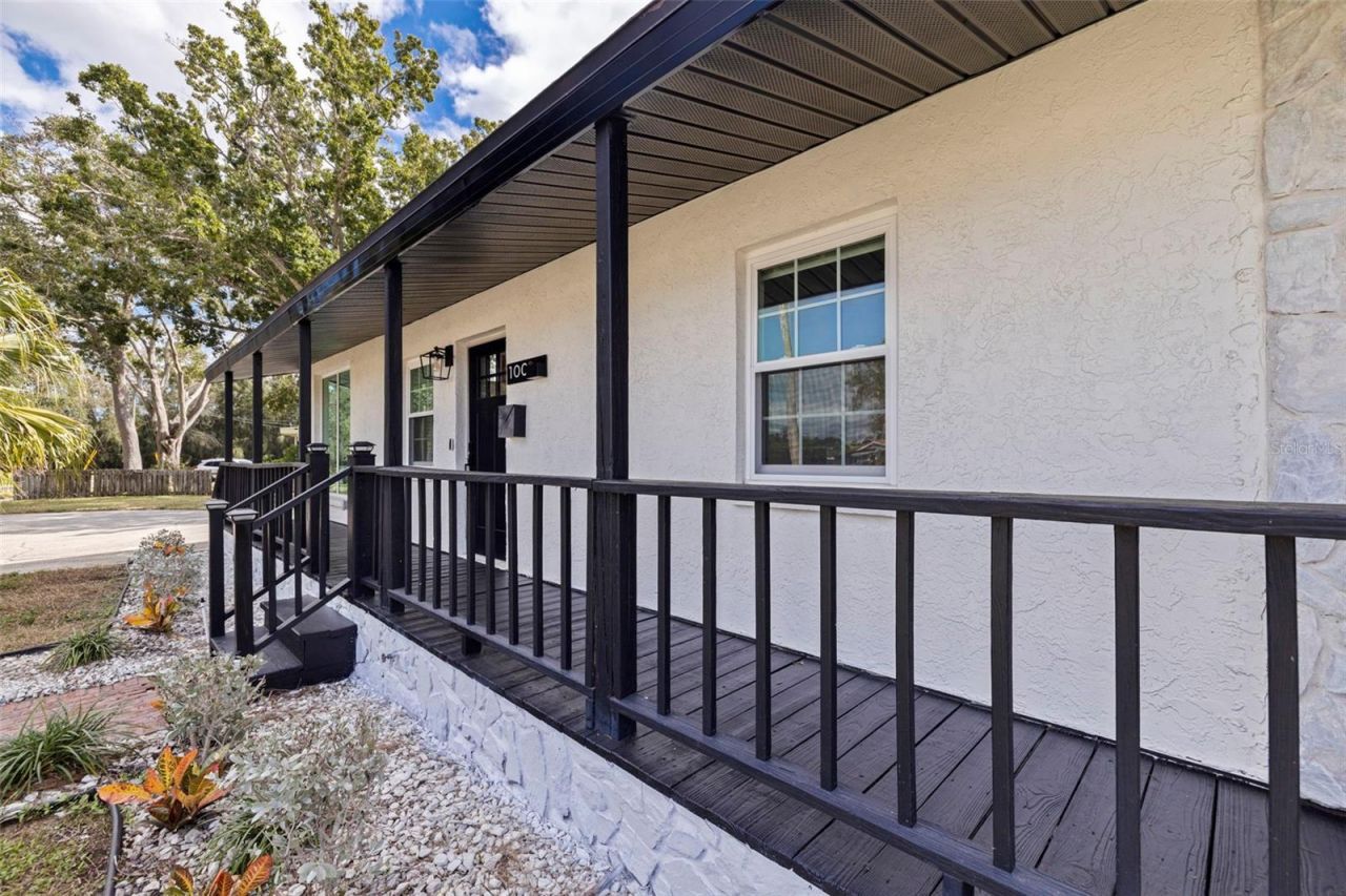 100 82nd Avenue N, Saint Petersburg, FL 33702 Photo