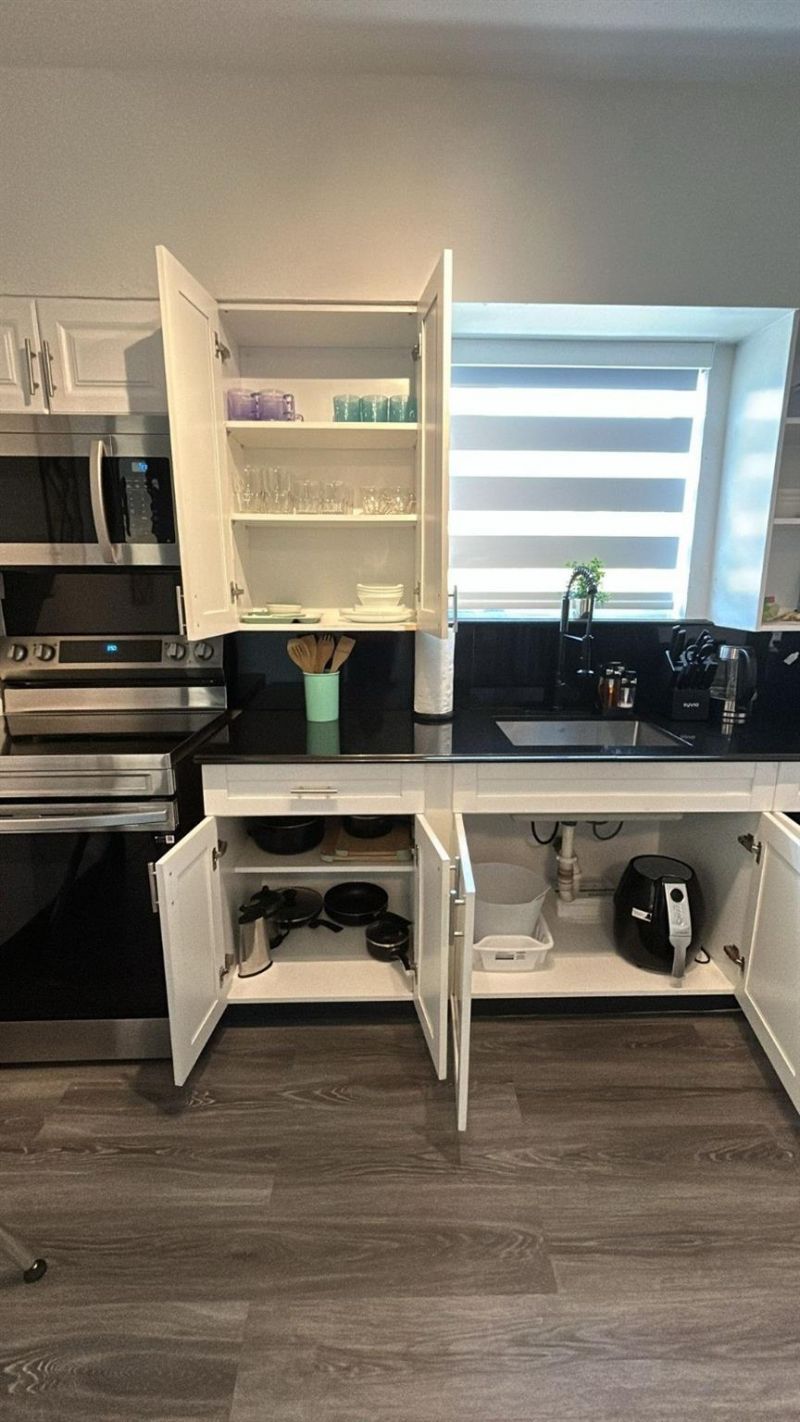 3080 NW 98, Miami, FL 33147 Photo