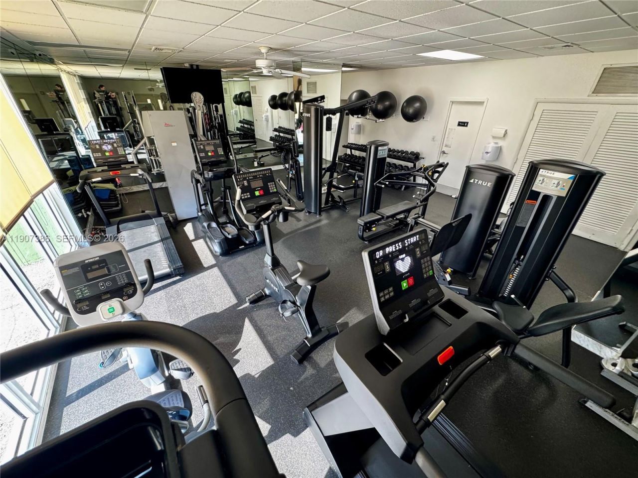 2150 Sans Souci Blvd, Unit A1008, North Miami, FL 33181 Photo