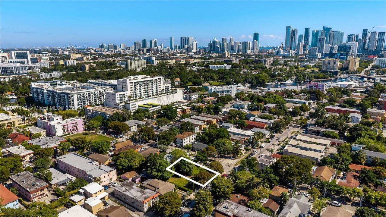 1101 NW 5th St, Miami, FL 33128 Photo