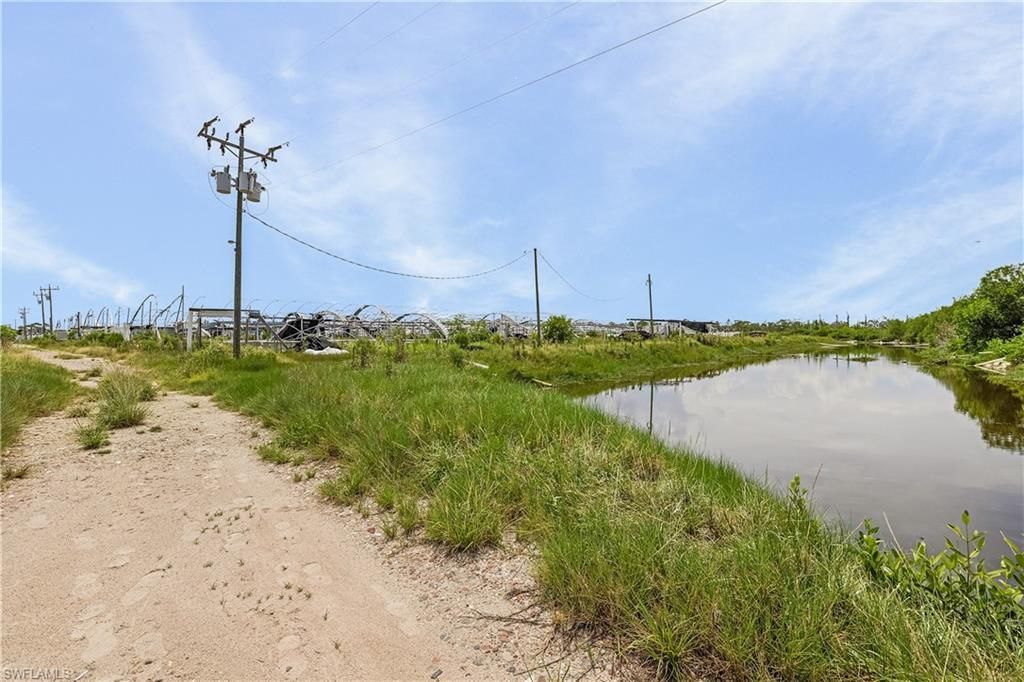 9703 Stringfellow Rd, Saint James City, FL 33956 Photo