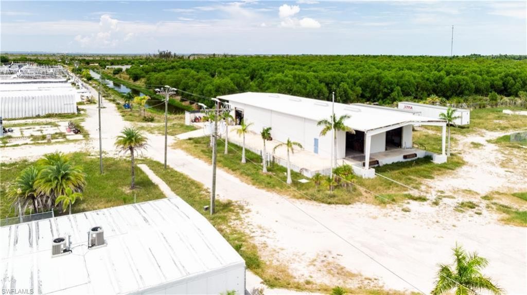 9703 Stringfellow Rd, Saint James City, FL 33956 Photo