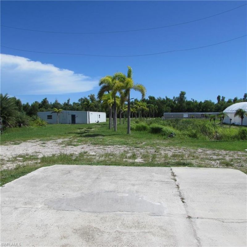 9703 Stringfellow Rd, Saint James City, FL 33956 Photo